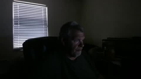 Snapshot of curious1001 chatting on March 13, 2026, 11:22 pm curious1001 online show from March 13, 2026, 11:22 pm