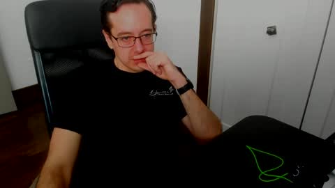 Snapshot of curious_10 chatting on January 19, 2025, 2:28 pm curious_10 online show from January 19, 2025, 2:28 pm