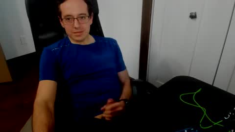 Snapshot of curious_10 chatting on January 21, 2025, 8:21 pm curious_10 online show from January 21, 2025, 8:21 pm