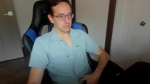Snapshot of curious_10 chatting on October 15, 2025, 12:05 pm curious_10 online show from October 15, 2025, 12:05 pm