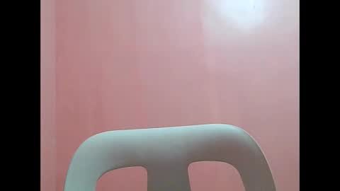 Snapshot of curious_girl247 chatting on April 19, 2026, 7:27 pm curious_girl247 online show from April 19, 2026, 7:27 pm