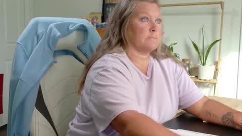 curious couple online show from March 31, 2026, 1:22 pm