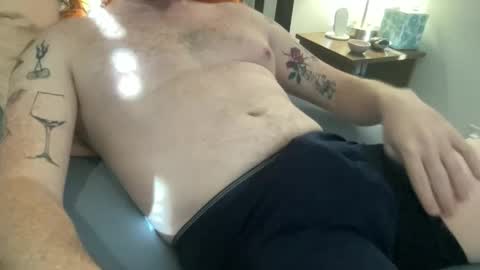 Snapshot of curiousmax18 chatting on November 20, 2025, 5:01 pm Maxx online show from November 20, 2025, 5:01 pm