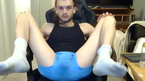 Snapshot of curiouss25 chatting on January 12, 2026, 6:35 pm curiouss25 online show from January 12, 2026, 6:35 pm