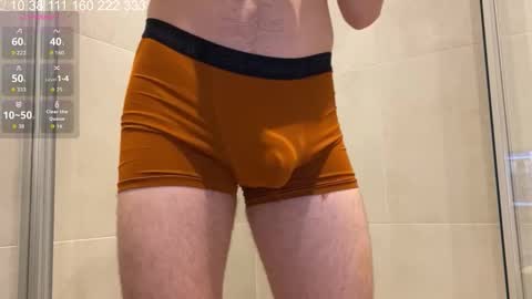 Snapshot of curlyboyy_ chatting on November 12, 2025, 8:41 pm Mike pvt is open online show from November 12, 2025, 8:41 pm