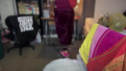 Kay online show from December 7, 2024, 11:23 pm