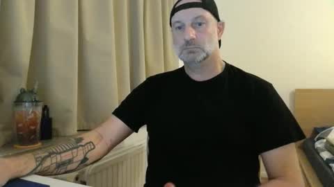 Curman85 online show from October 25, 2025, 10:48 pm