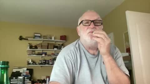 Snapshot of curo69 chatting on January 3, 2025, 4:27 pm ALAN online show from January 3, 2025, 4:27 pm