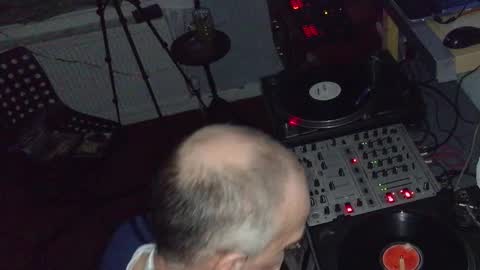 Snapshot of curvelover1977 chatting on February 1, 2026, 11:14 pm curvelover1977 online show from February 1, 2026, 11:14 pm