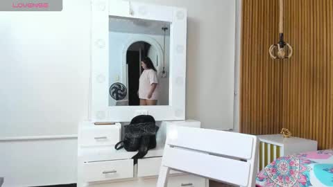  Hanna  online show from October 29, 2025, 11:01 am