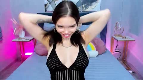 Snapshot of curvy_dynamite chatting on January 12, 2026, 1:11 am Sammy online show from January 12, 2026, 1:11 am