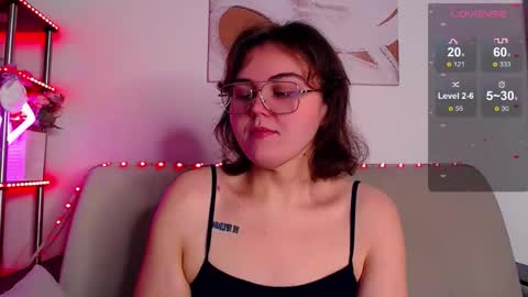 Snapshot of curvy_janie chatting on December 19, 2025, 4:30 am Jane online show from December 19, 2025, 4:30 am