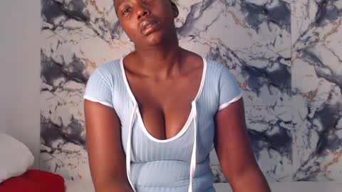 curvyj255 online show from June 20, 2026, 6:54 pm