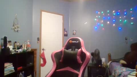 Snapshot of curvyplayday chatting on January 14, 2025, 2:50 am dahlia -kim online show from January 14, 2025, 2:50 am