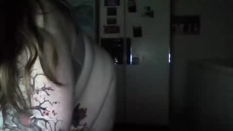 Snapshot of curvyplayday chatting on January 25, 2025, 12:06 am dahlia -kim online show from January 25, 2025, 12:06 am