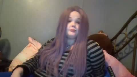 Snapshot of curvyplayday chatting on February 12, 2025, 8:27 am dahlia -kim online show from February 12, 2025, 8:27 am