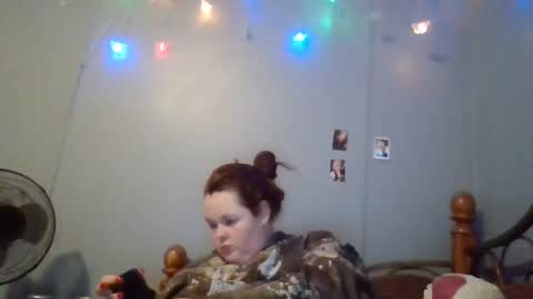 Snapshot of curvyplayday chatting on February 20, 2025, 12:19 am dahlia -kim online show from February 20, 2025, 12:19 am