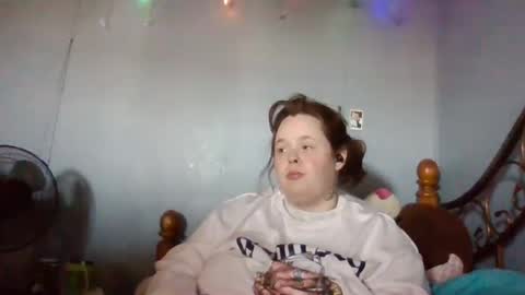 Snapshot of curvyplayday chatting on February 23, 2025, 8:11 pm dahlia -kim online show from February 23, 2025, 8:11 pm