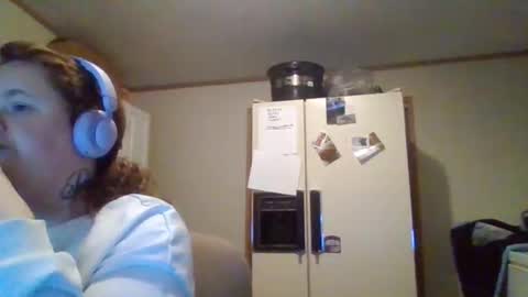 Snapshot of curvyplayday chatting on November 18, 2025, 4:39 am dahlia -kim online show from November 18, 2025, 4:39 am