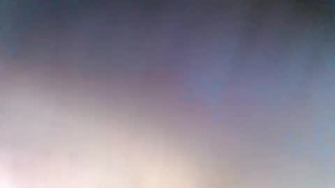 Zozo online show from November 18, 2025, 11:37 pm