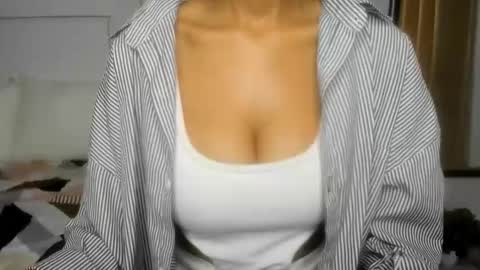 Snapshot of cute_alishaa chatting on February 20, 2026, 6:26 am Alisha online show from February 20, 2026, 6:26 am