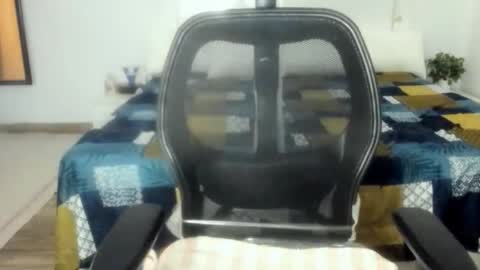 Snapshot of cute_alishaa chatting on February 27, 2026, 3:06 am Alisha online show from February 27, 2026, 3:06 am