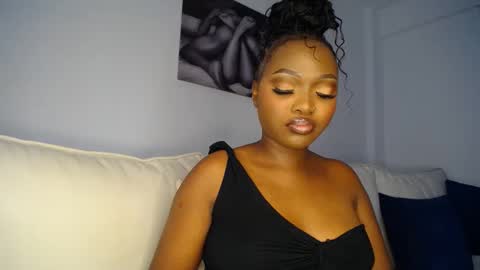 Liya online show from March 6, 2025, 9:25 am