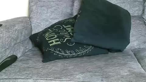 Snapshot of cute_beb2 chatting on December 28, 2024, 3:26 pm V EE online show from December 28, 2024, 3:26 pm