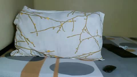 Snapshot of cute_beb2 chatting on January 11, 2025, 9:26 am V EE online show from January 11, 2025, 9:26 am