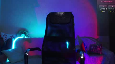 Snapshot of cute_betty chatting on January 24, 2025, 6:14 am Betty online show from January 24, 2025, 6:14 am