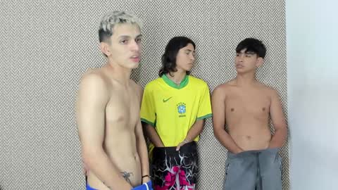 Snapshot of cute_boys18 chatting on January 9, 2025, 12:35 am ARTURO-18  MATIAS-18  NIKOLAY-19  HADES-18  GABO-19 online show from January 9, 2025, 12:35 am