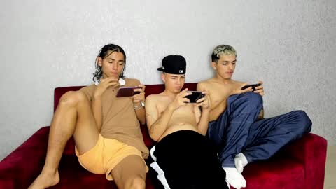 Snapshot of cute_boys18 chatting on January 20, 2025, 5:48 pm ARTURO-18  MATIAS-18  NIKOLAY-19  HADES-18  GABO-19 online show from January 20, 2025, 5:48 pm