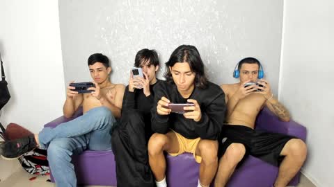 Snapshot of cute_boys18 chatting on January 29, 2025, 8:04 pm ARTURO-18  MATIAS-18  NIKOLAY-19  HADES-18  GABO-19 online show from January 29, 2025, 8:04 pm