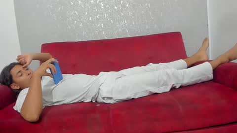 Snapshot of cute_boys18 chatting on September 30, 2025, 7:52 pm ARTURO-18  MATIAS-18  NIKOLAY-19  HADES-18  GABO-19 online show from September 30, 2025, 7:52 pm