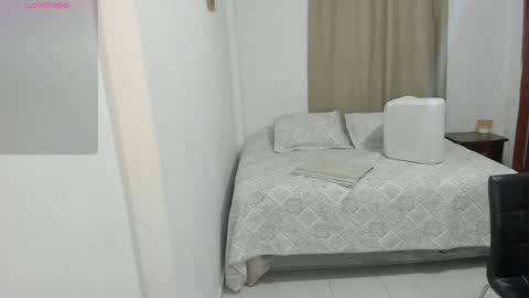 Snapshot of cute_brunett chatting on December 9, 2024, 4:12 am Sara online show from December 9, 2024, 4:12 am