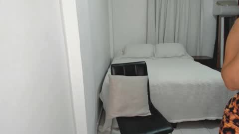 Sara online show from December 22, 2025, 12:51 am