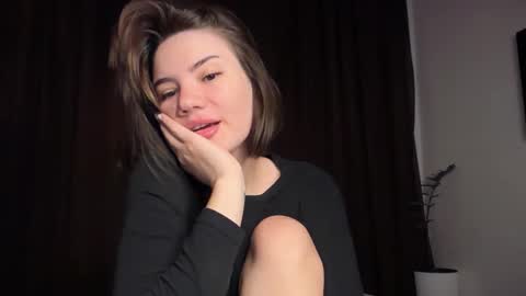 Snapshot of cute_bubbles chatting on October 20, 2025, 5:57 pm cute_bubbles online show from October 20, 2025, 5:57 pm