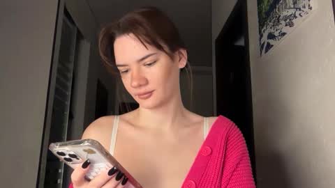 Snapshot of cute_bubbles chatting on December 20, 2025, 6:59 pm cute_bubbles online show from December 20, 2025, 6:59 pm