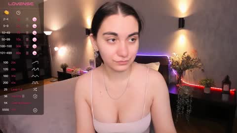 Snapshot of cute_chus chatting on December 9, 2024, 7:17 am Hanna online show from December 9, 2024, 7:17 am
