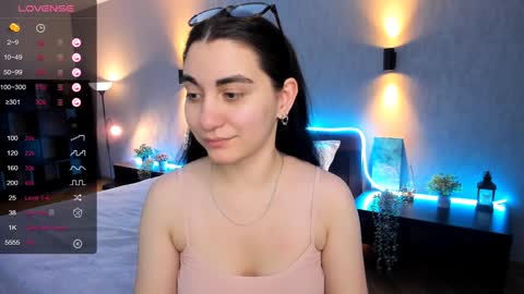 Snapshot of cute_chus chatting on January 14, 2025, 5:19 am Hanna online show from January 14, 2025, 5:19 am