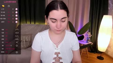 Snapshot of cute_chus chatting on March 5, 2025, 7:05 am Hanna online show from March 5, 2025, 7:05 am