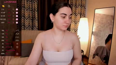 Snapshot of cute_chus chatting on March 8, 2025, 2:01 am Hanna online show from March 8, 2025, 2:01 am
