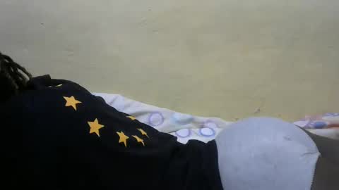 Snapshot of cute_diva15 chatting on March 7, 2025, 7:05 pm cute_diva15 online show from March 7, 2025, 7:05 pm