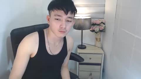 cute_enzo24 online show from December 10, 2024, 6:01 am