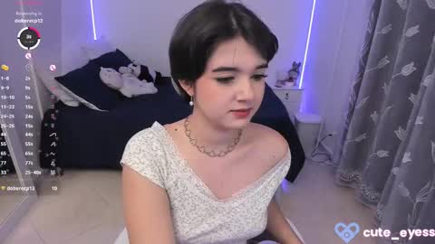 Snapshot of cute_eyess chatting on October 1, 2025, 8:26 pm Cute online show from October 1, 2025, 8:26 pm