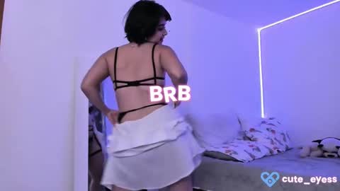 Snapshot of cute_eyess chatting on January 16, 2026, 6:12 pm Cute online show from January 16, 2026, 6:12 pm