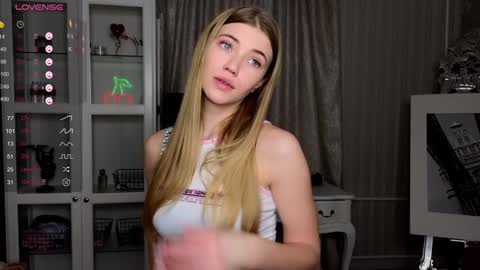 Anne online show from February 5, 2025, 7:07 am