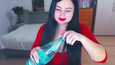 Snapshot of cute_jes chatting on February 19, 2025, 5:49 pm cute_jes online show from February 19, 2025, 5:49 pm