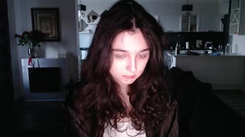 Lilia online show from May 6, 2026, 5:18 pm