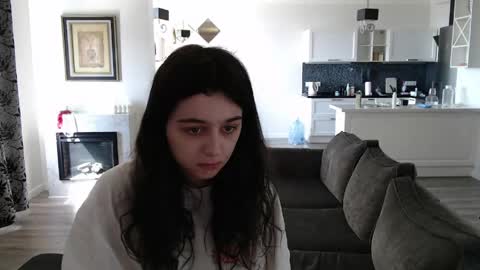 Lilia online show from May 7, 2026, 8:31 am